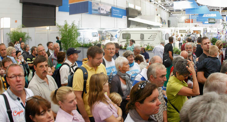Caravan Salon Besucher