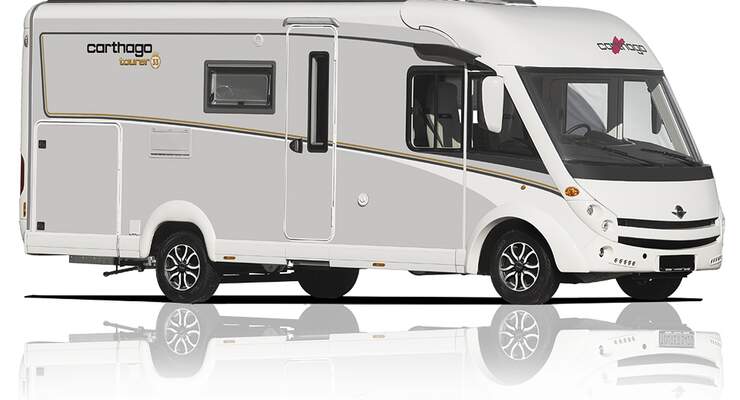 Carthago präsentiert auf der CMT die c-tourer l super-lightweight mit einem fahrbereiten Gewicht ab 2.835 Kilogramm.