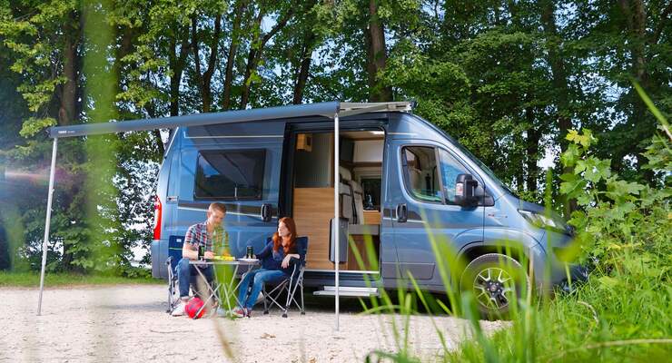 Der erste Campingbus von Carado zeigt in der 5,40 Meter kurzen Variante, wie die Einsteigermarke in diesem Segment künftig mitmischen will.