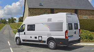 Pössl Campster (2019): Kompaktcampingbus mit Aufstelldach - Promobil