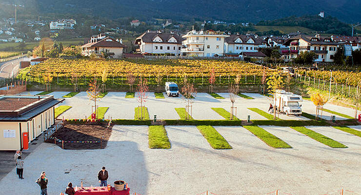 Eppan: Der Stellplatz in den Weinbergen.