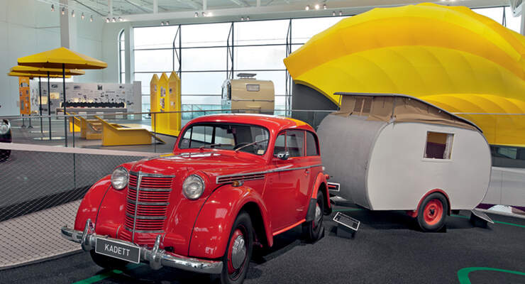 Opel Kadett mit Schweikert kleiner Strolch im Hymer Museum