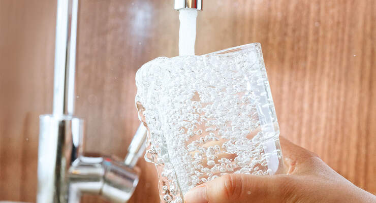 Sauberes und konserviertes Wasser ist unterwegs keine Selbstverstaendlichkeit.