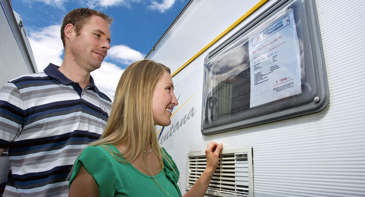 Schritt für Schritt zum Profi-Camper: So geht‘s: mieten, kaufen, versichern
