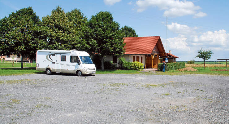 Stellplatz am Festplatz