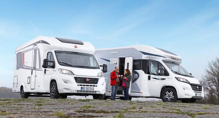 Wenn zwei renommierte Hersteller wie BÜRSTNER UND CHAUSSON erfrischend anders konzipierte Teilintegrierte vorfahren, macht das neugierig.