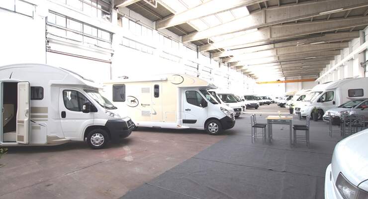 Wohnmobilcenter von Ahorn Camp.